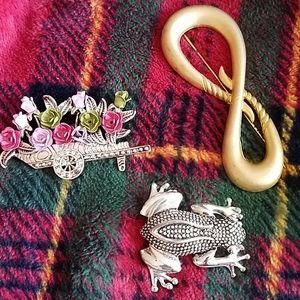 VINTAGE THREE Pins/Brooches 80's